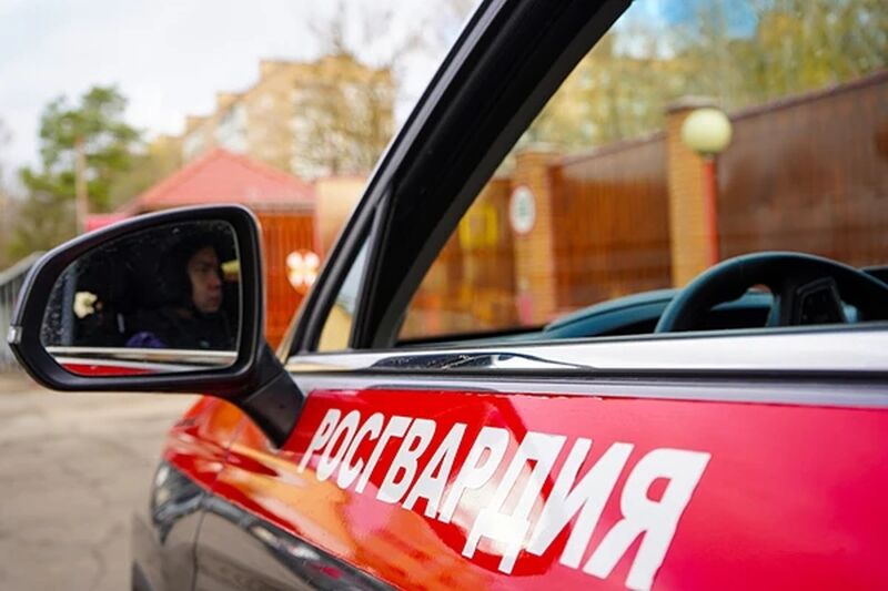 Росгвардейцы задержали подозреваемого в краже из магазина