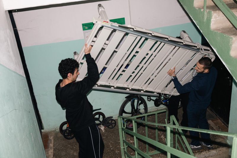 Волонтеры помогли с функциональной кроватью для Лени Полянского с ограниченными возможностями здоровья