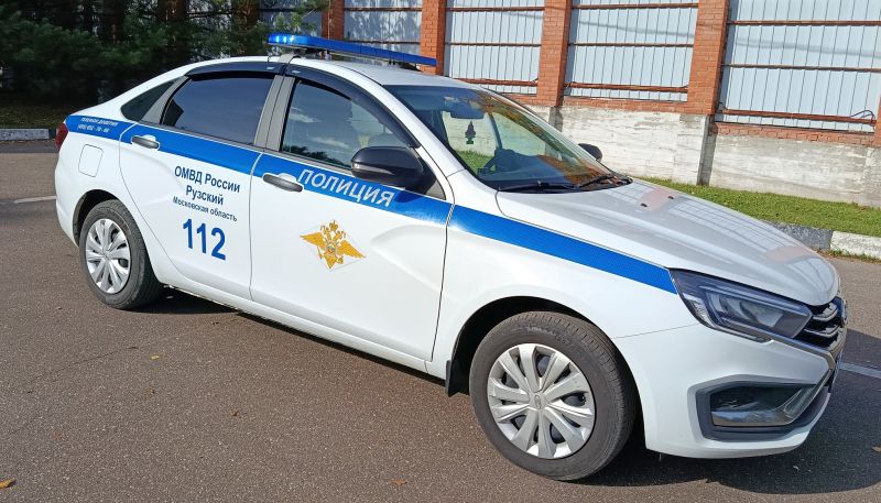 Сотрудники полиции Рузы задержали курьера преступников, выманивших у матери погибшего героя СВО 16,3 миллиона рублей